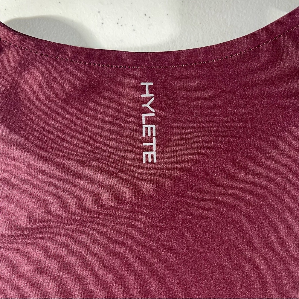 HYLETE Size Medium Cropped Tank Top Cropped Athletic Top Burgundy Red Used - Picture 3 of 5